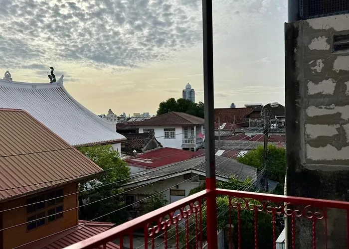 Baan Padseeew - Rooftop Riverview 3rd Floor * Bangkok